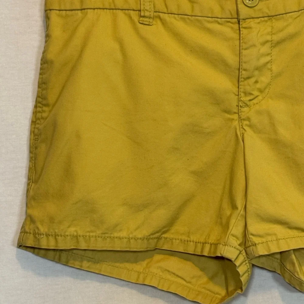 G-48‎ Gap Hadley Yellow Fixed Waist Flat Front Summer Shorts Size 4